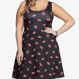 EUC Torrid Black/White Polka Dot Pink Lips Scuba Skater Dress Size 2 18/20 2X